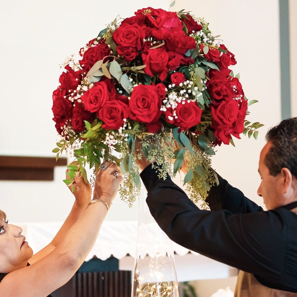Bella Rosa - Florists Near Me - Honolulu, Hawaii