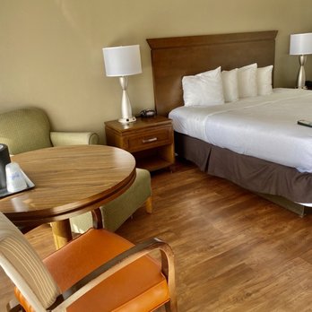 Best Western Paradise Inn - Hotels Near Me - Dillon, Montana Best Western Paradise Inn - Hotels Near Me - Dillon, Montana