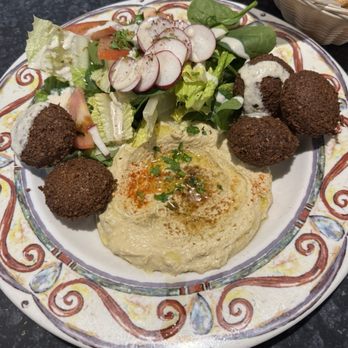Sahara Grill - Falafel Hummus Platter - Middle Eastern Near Me - Philadelphia, Pennsylvania Sahara Grill - Falafel Hummus Platter - Middle Eastern Near Me - Philadelphia, Pennsylvania