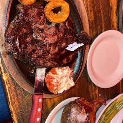 McGuire's Irish Pub