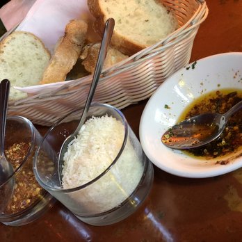 La Vita E Bella - Italian Near Me - Seattle, Washington
