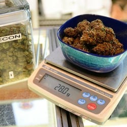 Every Day Weed North Aurora - Recon - LA Confidential x Cannalope Haze
