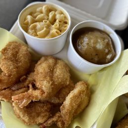Jumbo shrimp with mashed potatoes and gravy and mac & cheese Jumbo shrimp with mashed potatoes and gravy and mac & cheese