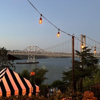 The Dead Fish - Seafood Near Me - Crockett, California