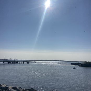 Battery Park - Landmarks & Historical Buildings Near Me - New Castle, Delaware