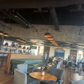 Strong Water Tavern - Restaurant interior - Caribbean Near Me - Orlando, Florida