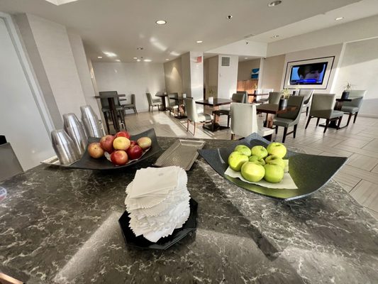 Sheraton Gateway Los Angeles Hotel by null