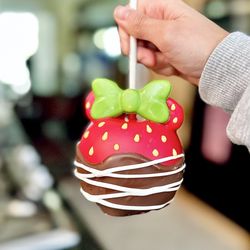 Cutest caramel apple!