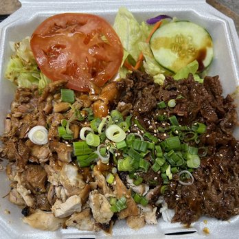 Golden Big Bowl - Chicken and beef - Asian Fusion Near Me - Chattanooga, Tennessee