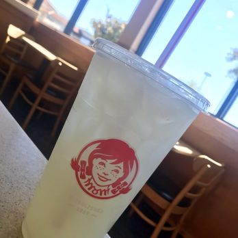 Wendy's - Fast Food Near Me - Murrieta, California