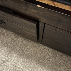 Arizona Discount Movers - Chipped bed frame and storage drawers float and won't stay closed now