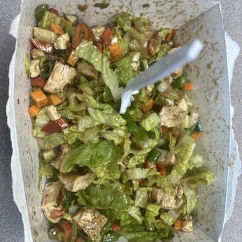 Max a Mia - Chopped salad w chicken - Italian Near Me - Avon, Connecticut Max a Mia - Chopped salad w chicken - Italian Near Me - Avon, Connecticut