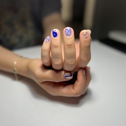 Summer’s Crown Nails - Gel mani