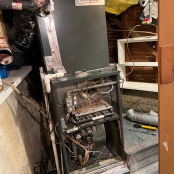 Lerman Pros HVAC - Furnace and refrigeration coils before it's pulled out to make space for the new equipment - Heating & Air Conditioning/HVAC Near Me - Van Nuys, California