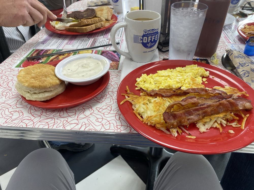 Boom-a-rang Diner Logo