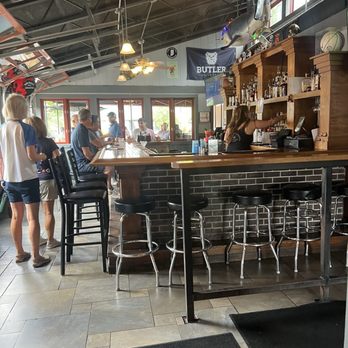 Flatwater Restaurant - Inside bar - Comfort Food Near Me - Indianapolis, Indiana