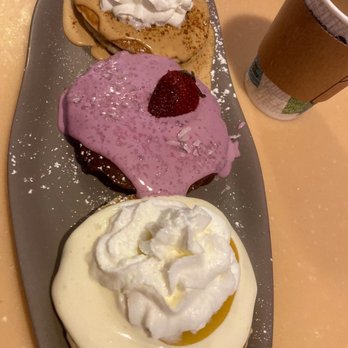 My Cafe - "Flight of Pancakes" and Macadamia Nut coffee - Breakfast & Brunch Near Me - Kapolei, Hawaii My Cafe - "Flight of Pancakes" and Macadamia Nut coffee - Breakfast & Brunch Near Me - Kapolei, Hawaii