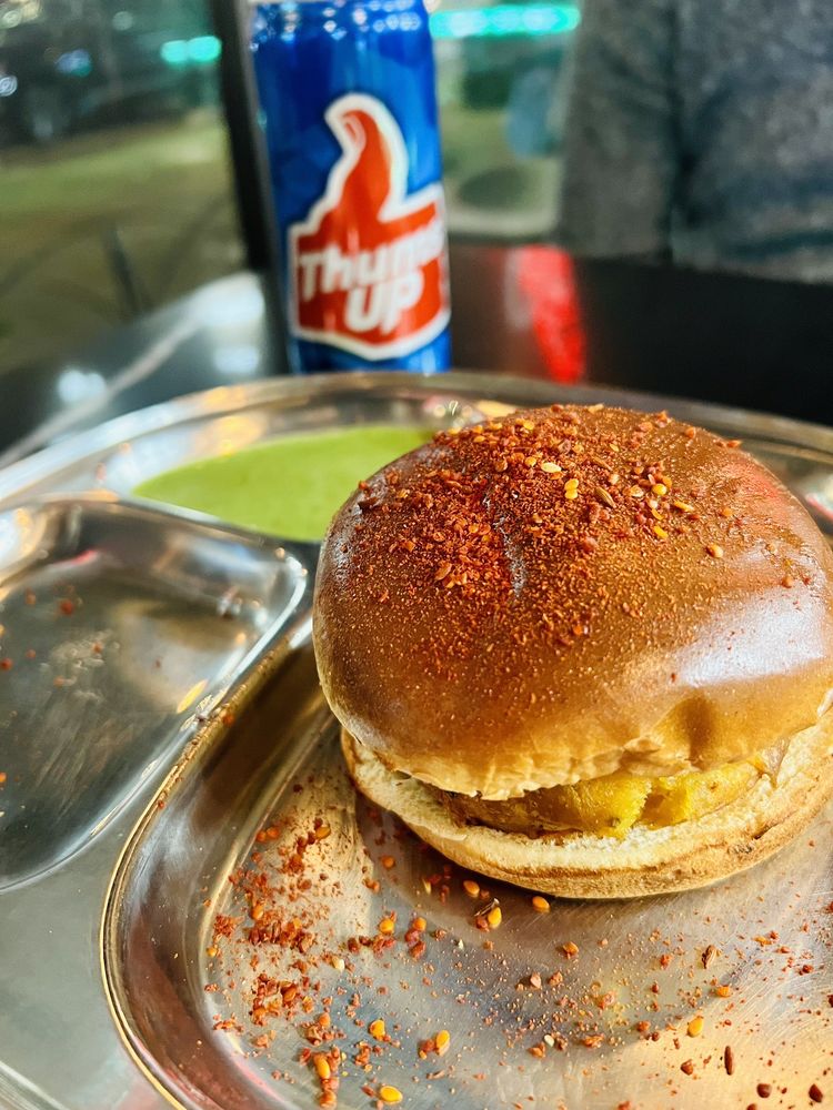 Mazala Pizza by Moti