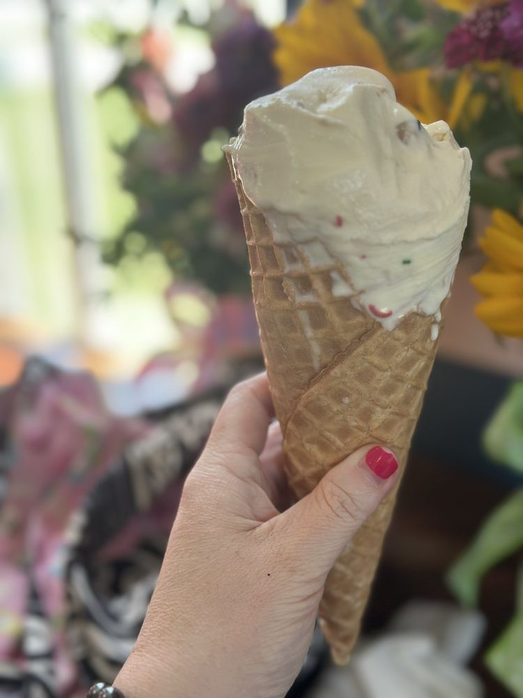 Ice Cream at the Toano Flower Field Logo