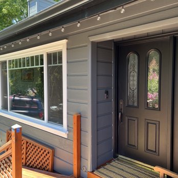 Bellemore Painting - Front door - Painters Near Me