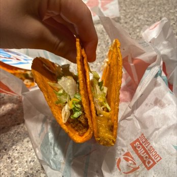 Taco Bell - taco with basically nothing in it half the stuff i ordered wasn't even given to me but paid for - Fast Food Near Me - Methuen, Massachusetts Taco Bell - taco with basically nothing in it half the stuff i ordered wasn't even given to me but paid for - Fast Food Near Me - Methuen, Massachusetts