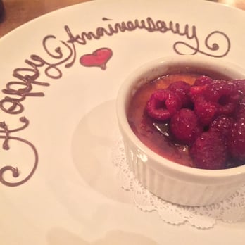 Watershed Cafe - Raspberry crème brûlée - New American Near Me - Leavenworth, Washington Watershed Cafe - Raspberry crème brûlée - New American Near Me - Leavenworth, Washington