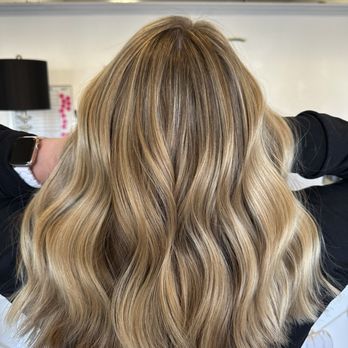 Low Maintenance Manes - Hair Stylists Near Me - Sherman Oaks, California Low Maintenance Manes - Hair Stylists Near Me - Sherman Oaks, California