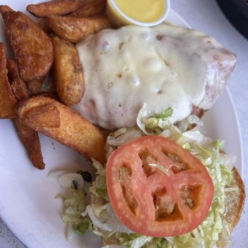 Waldo's - Chicken cordon bleu sandwich - Seafood Near Me - Vero Beach, Florida