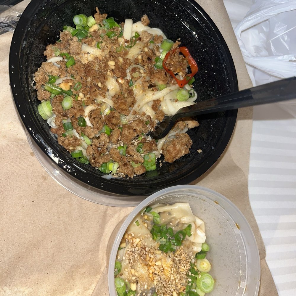 The Noodle Den - Tan tan noodles and spicy chicken wontons takeout - Chinese Near Me - Las Vegas, Nevada The Noodle Den - Tan tan noodles and spicy chicken wontons takeout - Chinese Near Me - Las Vegas, Nevada