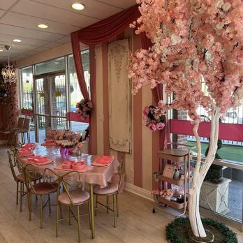 Petite Palazzo - Party & Event Planning Near Me - Pasadena, California