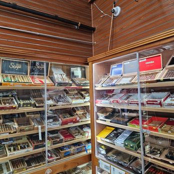 BLAZE N MAX - Updated May 2026 - 22 Photos & 16 Reviews - 169 Pelton Center  Way, San Leandro, California - Tobacco Shops - Phone Number