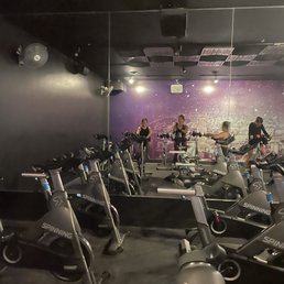 Planet fitness best sale cycling classes