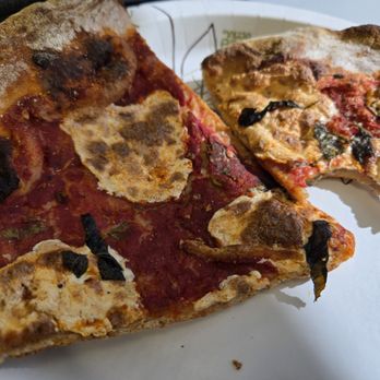 Lombardi's Pizza - Margherita pizza reheated 5 days later & still amazing - Pizza Near Me - New York, New York Lombardi's Pizza - Margherita pizza reheated 5 days later & still amazing - Pizza Near Me - New York, New York
