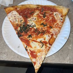 Menlo Pizza & Subs - I didn't like their Margarita slice