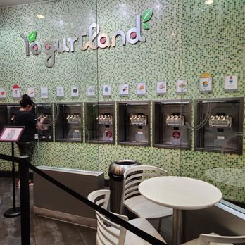 Yogurtland - Ice Cream & Frozen Yogurt Near Me - Avondale, Arizona
