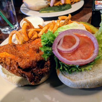 Cambridge Common - Boneless buffalo chicken sandwich - American Near Me - Cambridge, Massachusetts