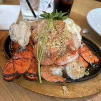Station 16 - Lobster & prawn skillet - Seafood Near Me - Sacramento, California Station 16 - Lobster & prawn skillet - Seafood Near Me - Sacramento, California