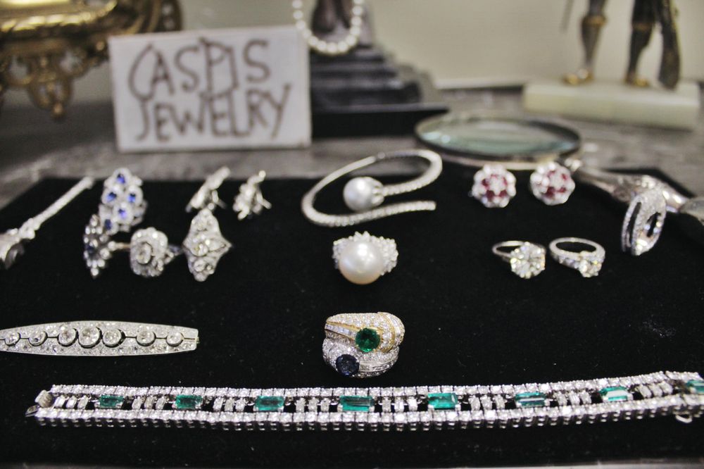 CASPI’S JEWELRY 30 Photos & 15 Reviews Jewelry 337 N