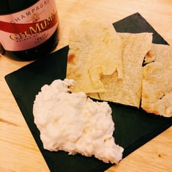 El Rincón - Queso gorgonzola extra cremoso afinado con champagne Gh Mumm