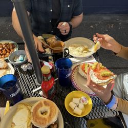 The Sunshine Diner - Loaded avocado toast.