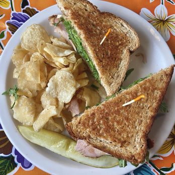 A1 Diner - Beautiful plate. Colorful oilcloth - Diners Near Me - Gardiner, Maine
