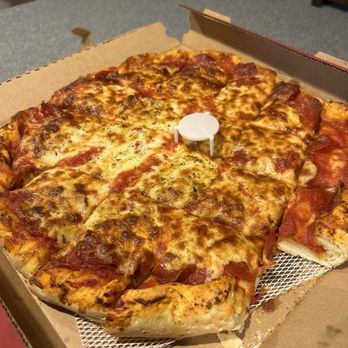 Jimano's Pizzeria - Pizza Near Me - Waukegan, Illinois
