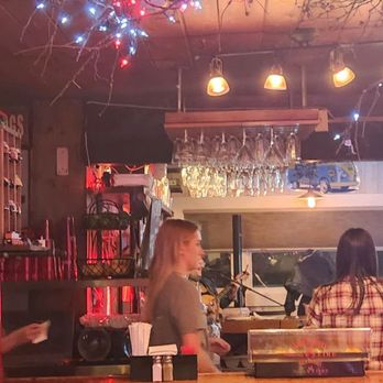JT's Cafe - Wonderful music LIVE - Breakfast & Brunch Near Me - Blue Point, New York
