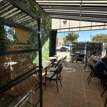 Republik Coffee - Outdoor seating - Coffee & Tea Near Me - Monrovia, California Republik Coffee - Outdoor seating - Coffee & Tea Near Me - Monrovia, California