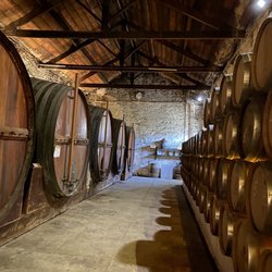 Quinta da Foz - Inside their wine cellar during the tour/wine tasting