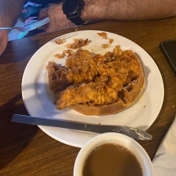 Fry's - Chicken waffles - American Near Me - Belton, Texas