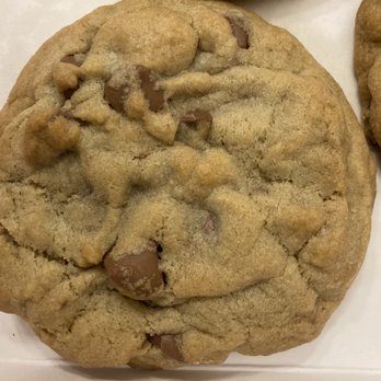 Crumbl - Aliana - Milk Chocolate Chip - Bakeries Near Me - Richmond, Texas Crumbl - Aliana - Milk Chocolate Chip - Bakeries Near Me - Richmond, Texas