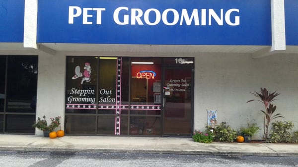 Steppin Out Grooming Salon