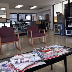 Cornerstone Glass - Waiting room