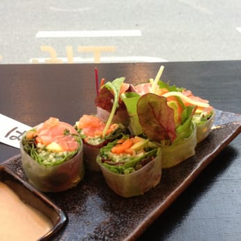 Kato Sushi - Rice paper roll with salmon. - Sushi Bars Near Me - Frederiksberg, 84